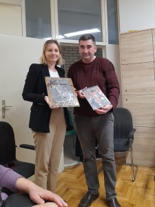 fc7103a4-5a16-4b1d-8128-d4b411d66fc4