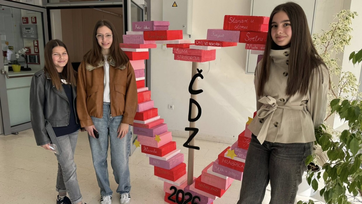 NAŠE UČENICE PLASIRALE SU SE NA DRŽAVNU RAZINU NATJECANJA “ČITANJEM DO ZVIJEZDA”!